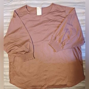 Uniqlo Women’s 3/4 sleeve tee